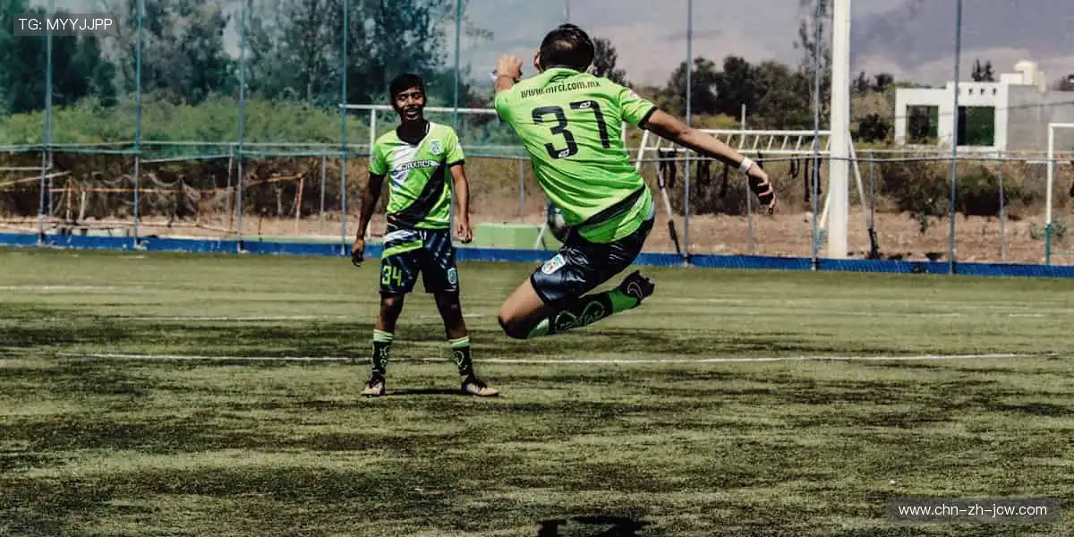 高清直播，零时差直击赛场，让你身临其境📱⏯️